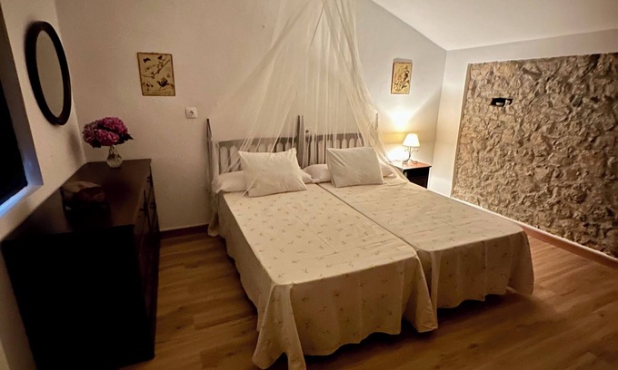 Castrillon Cottage | Rural Accommodations Casa Fabián, La Quintana (Pet Friendly)