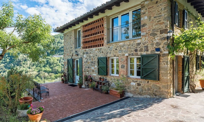 Nozanno House | Rural Tourism "abbacca-là" appartamento 3: cooking lessons and more !