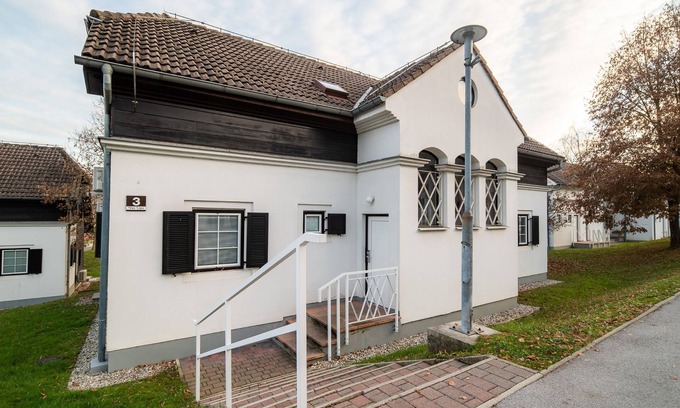 Podcetrtek Apartment | Rustic and Radiant Retreat Apartments With Terrace