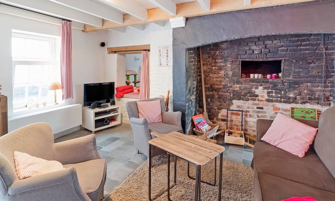 Damme Other | Rustic Farmhouse in Damme with Terrace