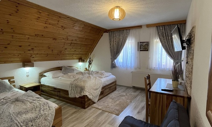 Prijeboj House | Rustic Inn River 2