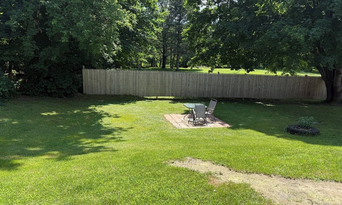 Sangerville Apartment | Rustic intown country apartment on the Moosehead trail