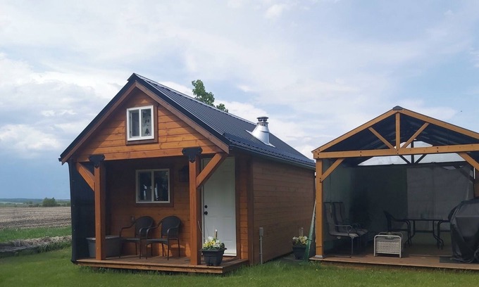 Division No. 8 Cabin | Rustic Loft Cabin Experience on Acreage between Sylvan Lake and Gull Lake