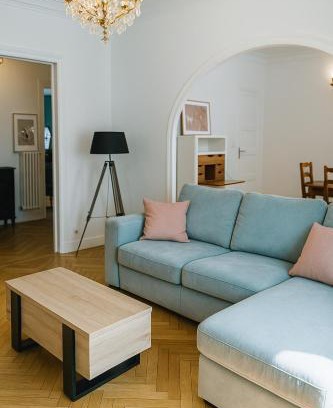 Chambery Apartment | Séjour lumineux à 800m gare, près des Éléphants