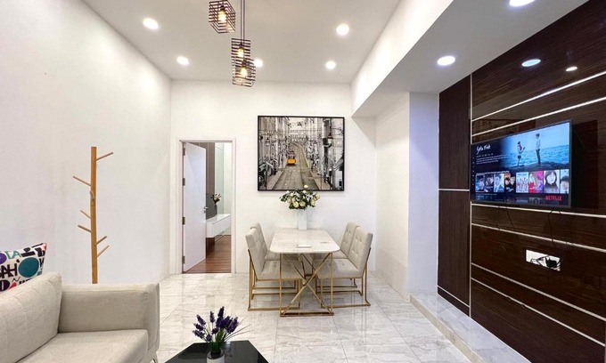 Bach Dang Riverside Apartment | S'Home Saigon - Infinity Pool Signature