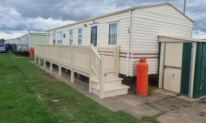 Chapel Saint Leonards Other | S407 8 BERTH 3 BED CARAVAN GOLDEN PALM