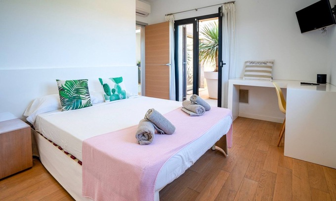 Campos Villa | Sa Canoveta with Designer Kitchen