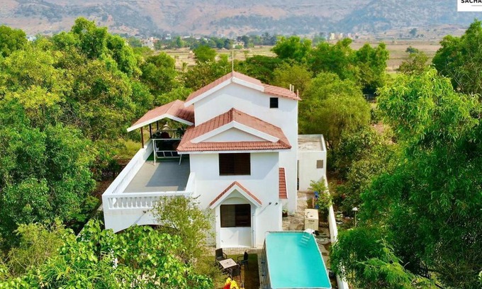 Igatpuri Villa | Sachar Bungalow - Home with a view!
