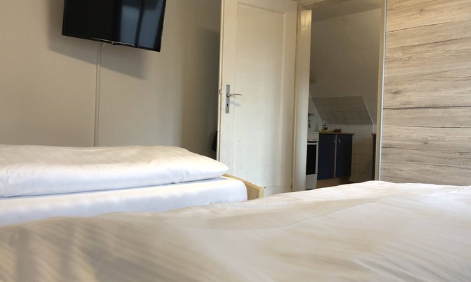 Schwandorf Apartment | (SAD112) Comfy workers rental