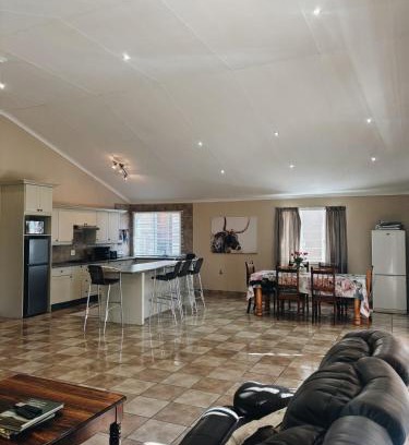 Clocolan House | Safari House at Zuikerkop