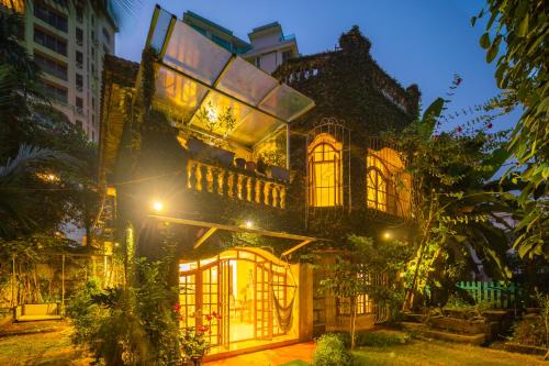 Mumbai Villa | SaffronStays Birdsong, Madh - pet-friendly villa at Madh Island
