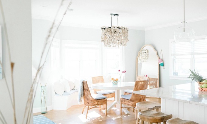 Narragansett House | Sage Escape | 7BD/4.5BA