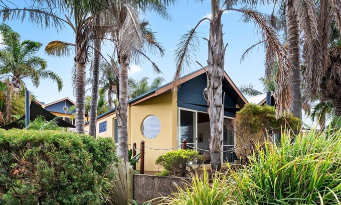 Inverloch Apartment | Sails One - Inverloch