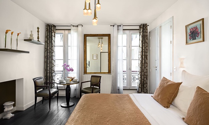 6th Arrondissement Apartment | Saint Germain Chic Studio