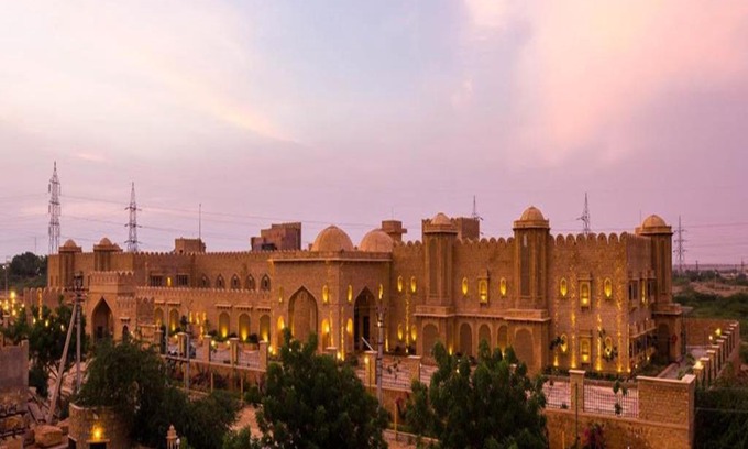 Jaisalmer Hotel | Sairafort Sarovar Portico