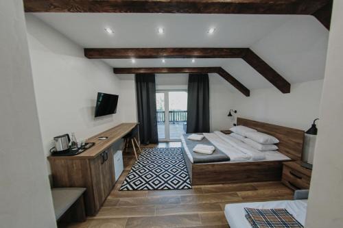 Solochyn Cabin | Saliuk Lodge