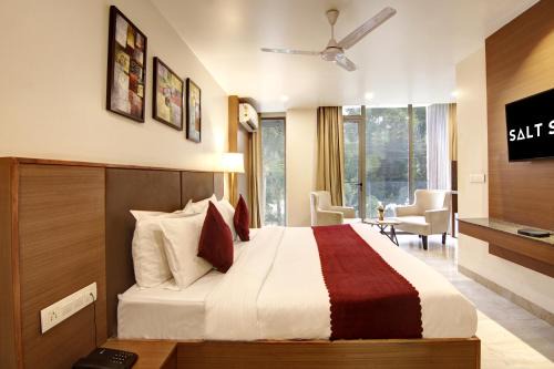 Jharsa Village Hotel | Saltstayz Select - Unitech Cyber Park
