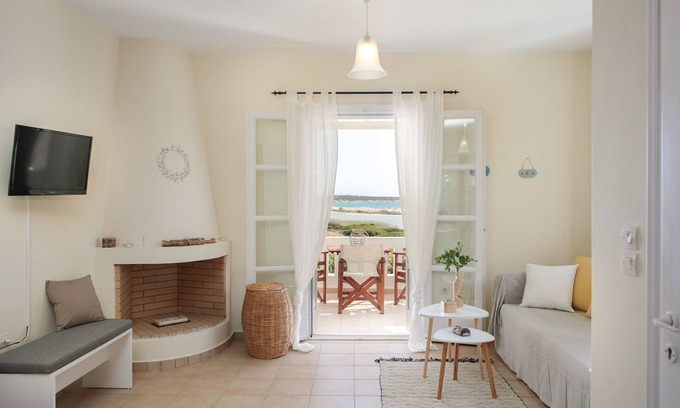 Naxos Apartment | Salty 2Br Beach front Apartment SeaView Naxos