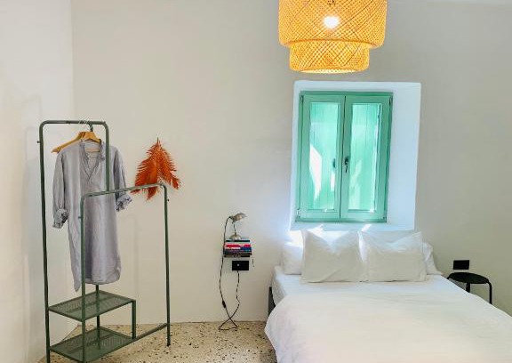 Slap House | Samson and the Lilo