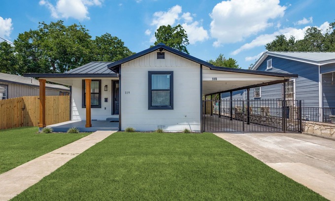 Southside House | San Antonio TX Home