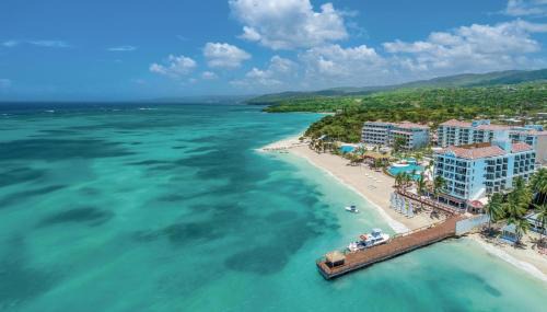Mammee Bay Hotel | Sandals Dunns River All Inclusive Couples Only