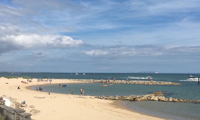 Sandbanks House | Sandbanks Holiday Home Poole 5 minutes walk to the BeachnSleeps 8/9