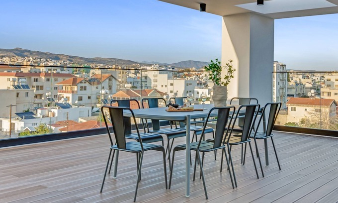 Limassol Apartment | Sanders Crystal 2 - Great 3-Bdr Apt w Shared Pool