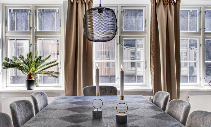 Copenhagen City Centre Apartment | Sanders Regent - Treasured 3-bdr Apt With Terrace