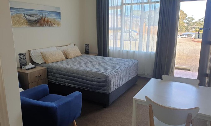Ulladulla Hotel | Sandpiper Motel Ulladulla