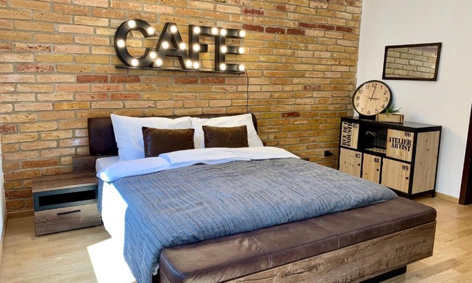 Klagenfurt am Woerthersee Apartment | Sandra's Lounge