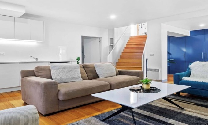 Sandy Bay House | Sandy Bay Splendour - heated pool w/ shoreline access, so close to Hobart's CBD