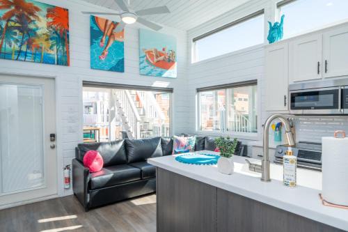 Parker Strip House | Sandy Cheeks, Deluxe Rive Views, Roadrunner Resort