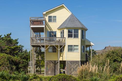 Avon House | Sandy Paws 394