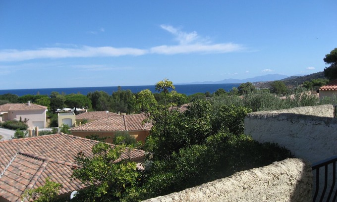 Marine de Saint Ambroggio Apartment | Sant Ambroggio Apartment - Aria Marina area