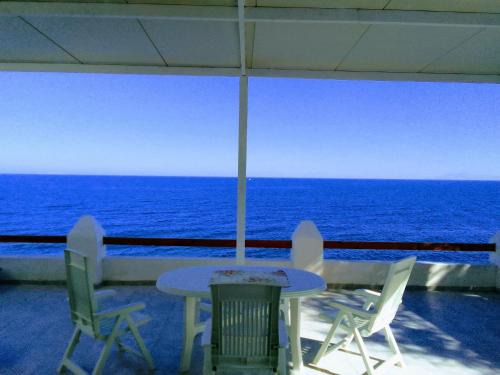 Imerovigli House | Santorini Lovers Villa
