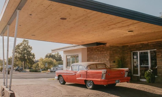 Bozeman Hotel | Sapphire Motel Midtown Bozeman