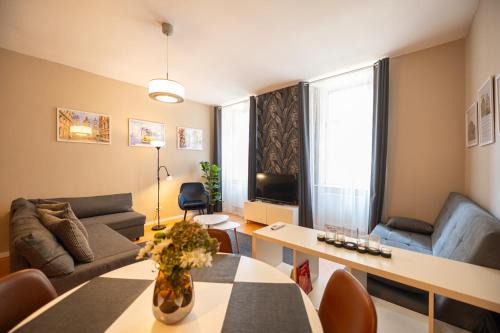 Erzsebetvaros Apartment | Sarah's Home with POOL, WELLNESS