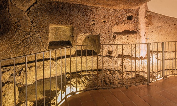 Bosa Historic Centre Bed & Breakfast | Sardinian Gallery Fonte