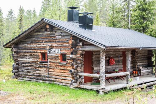 Syote House | Satu 31, kahden makuuhuoneen kelomökki Syötteellä, valaistun ladun vieressä