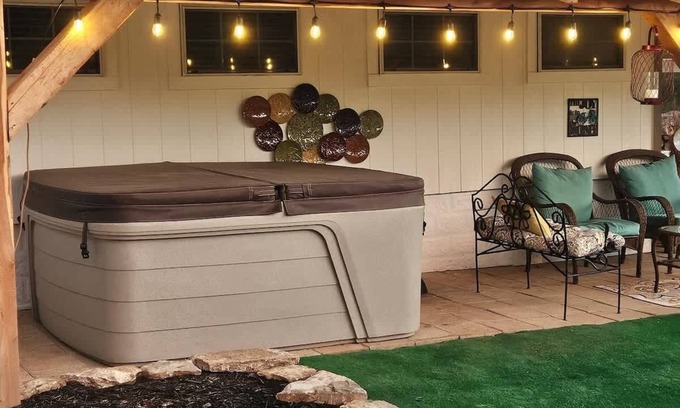 Fredericksburg House | Sawmill Cottage