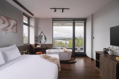 Phuong 10 Hotel | Scenery Hotel DaLat