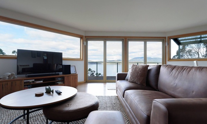 Gordon House | Scenic Getaway with Breathtaking Water Views