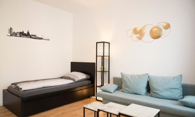 Ilversgehofen Apartment | Schöne Ferienwohnung 78m2, 3 Schlafzimmer, 2 Bäder, Zentrumnah, 1OG