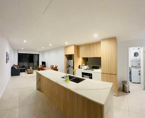 Schofields Apartment | Schofields Brand New 2 Br Apt Parking Privacy