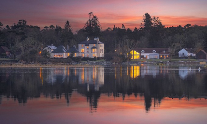 Derravonniff Bed & Breakfast | Screebe House