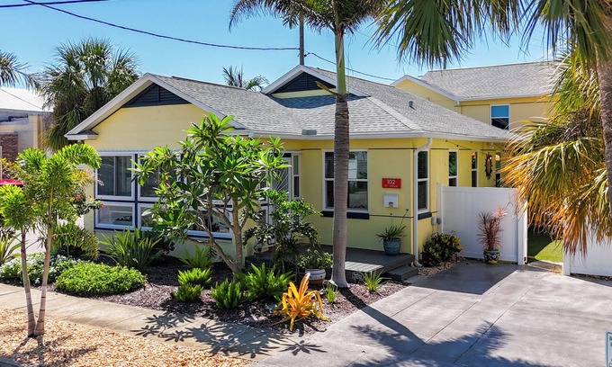 Pass-a-Grille House | Sea Breezes and Sunsets: Your Fully Renovated Pass-A-Grille Beach Getaway