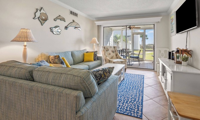 Ocean Drive Condo | Sea Cloisters SC2205B Ocean View