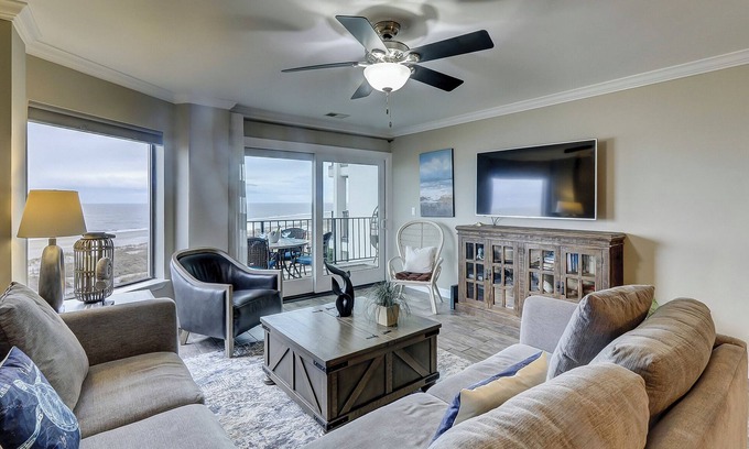 Folly Field Condo | Sea Cloisters on Hilton Head, Upper Floor Condo with Fabulous Ocean Views!
