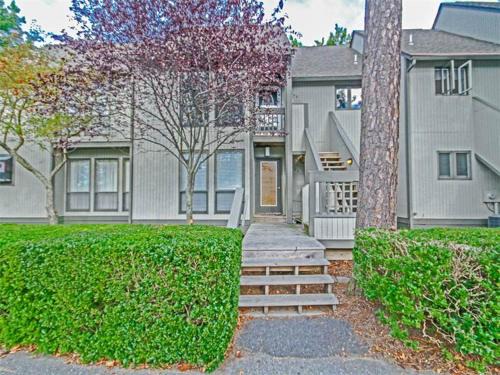Bethany Beach Apartment | Sea Colony - 3004 Round Robin