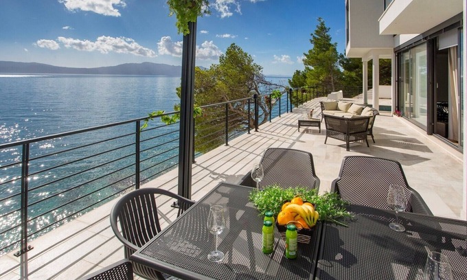 Drvenik Villa | Sea Front 5-StarView Next2Beach PrivatePool